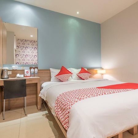 Aswin Hotel And Spa Makassar Dış mekan fotoğraf