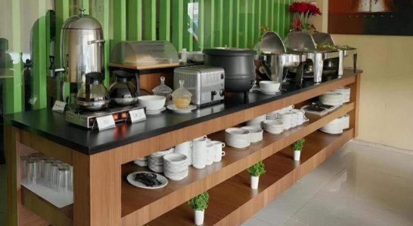 Aswin Hotel And Spa Makassar Dış mekan fotoğraf